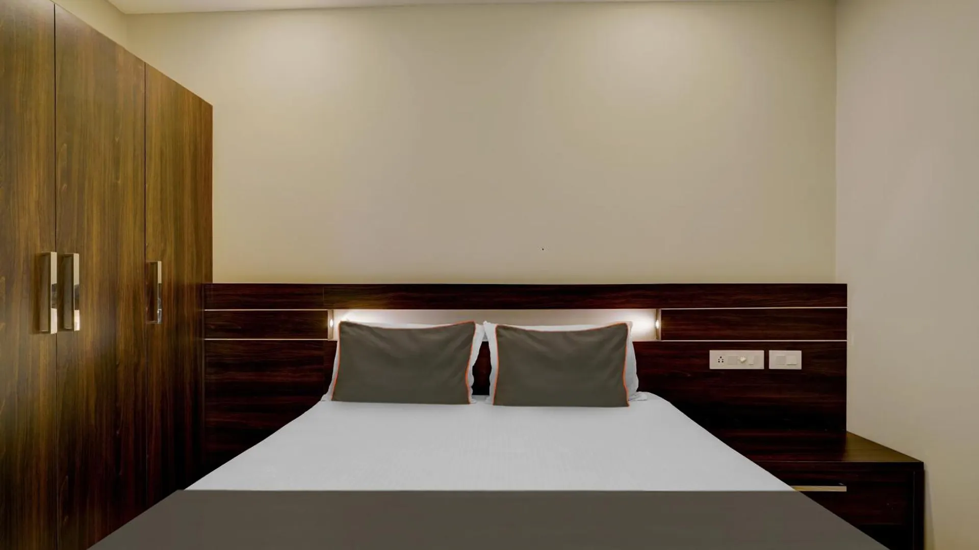 Hotel Collection O Ayesha Homes Guruvāyūr